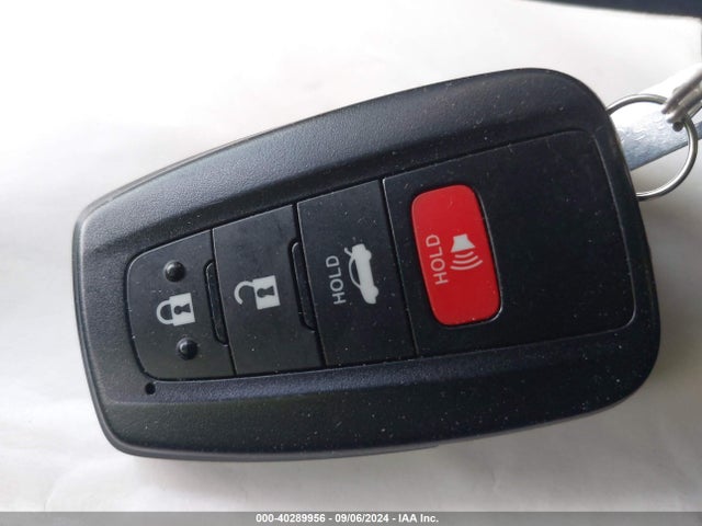 JTDEAMDE6NJ039449 Toyota Corolla Hybrid Le