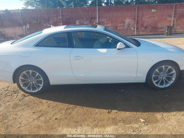 WAULFAFR1EA017797 Audi A5 2.0t Premium