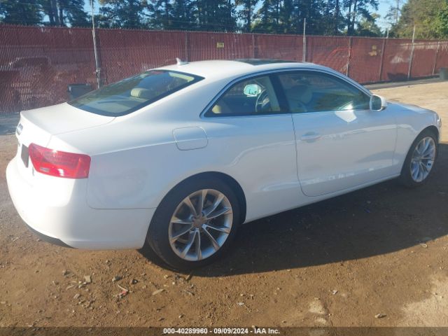 WAULFAFR1EA017797 Audi A5 2.0t Premium