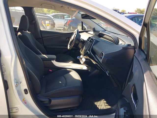 JTDKARFU2G3002619 Toyota Prius Three