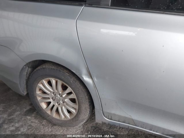5TDYK3DC4ES454128 Toyota Sienna Xle V6 8 Passenger