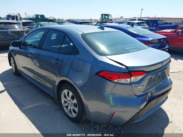 Toyota COROLLA LE 2022 5YFEPMAE5NP342110 Image 3