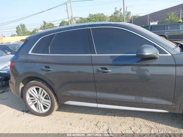 WA1BNAFY9J2011026 Audi Q5 2.0t Premium