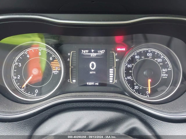 1C4PJMLB2KD426090 Jeep Cherokee Altitude 4x4
