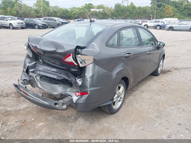 3FADP4BJ1JM116807 Ford FIESTA SE