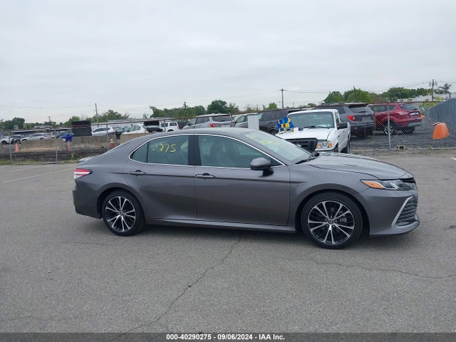 Toyota CAMRY LE 2021 4T1C11AK9MU592668 Image 13