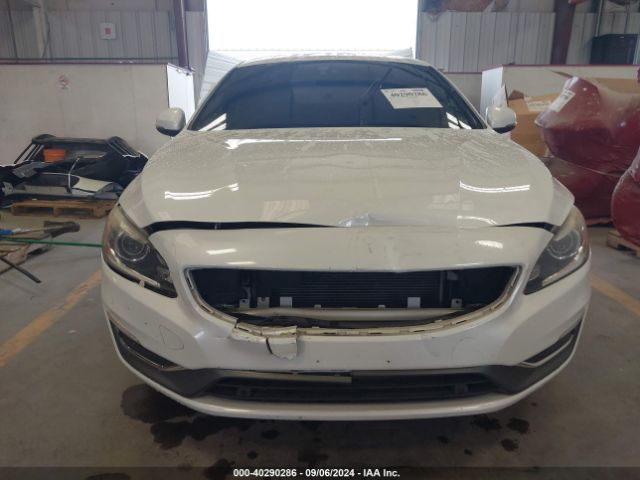 LYV402TMXJB159981 Volvo S60 Inscription T5 Platinum