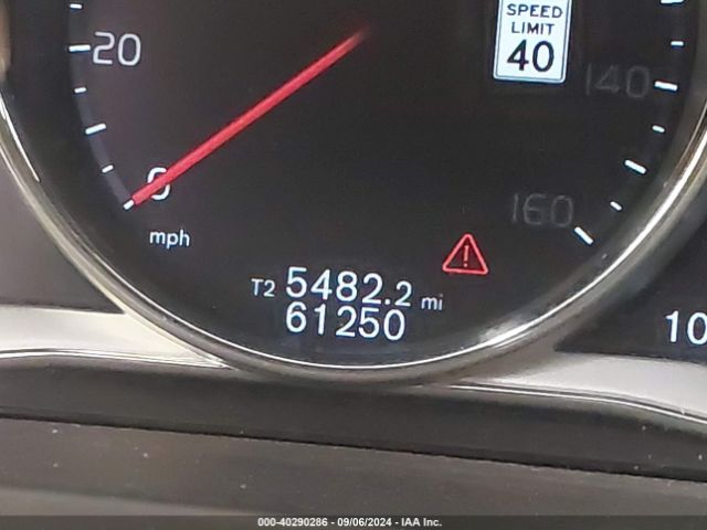 LYV402TMXJB159981 Volvo S60 Inscription T5 Platinum