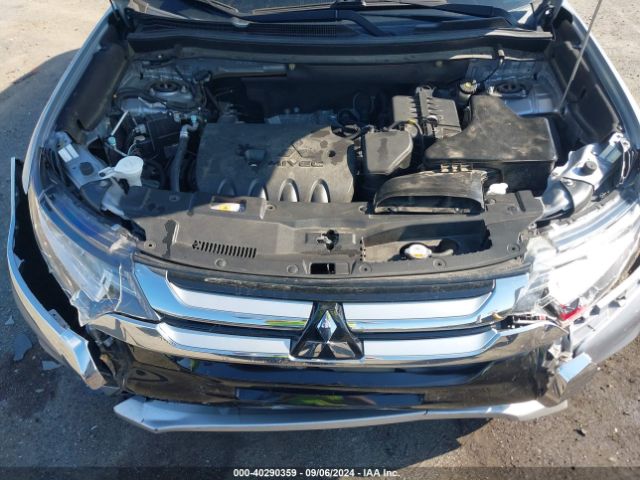 JA4AZ2A35HZ055009 Mitsubishi Outlander Es