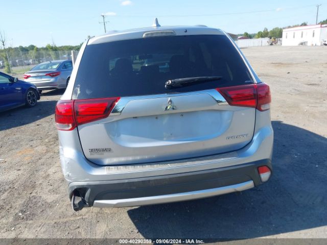 JA4AZ2A35HZ055009 Mitsubishi Outlander Es