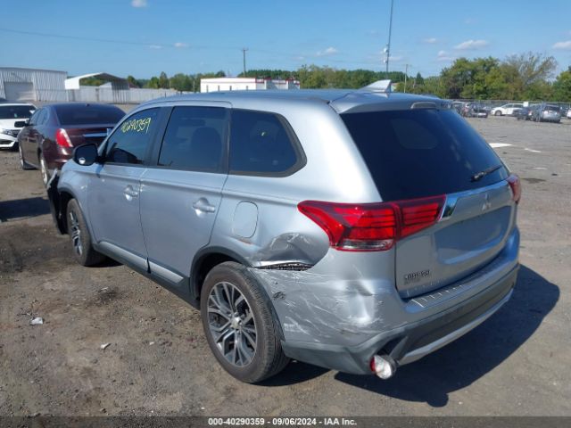 JA4AZ2A35HZ055009 Mitsubishi Outlander Es