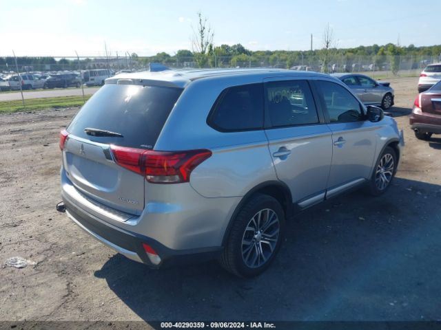 JA4AZ2A35HZ055009 Mitsubishi Outlander Es