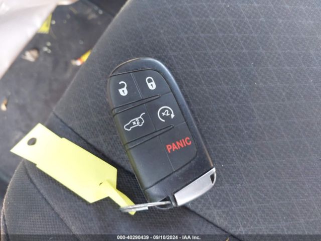 1C4RJFAG1KC565510 Jeep Grand Cherokee Upland 4x4