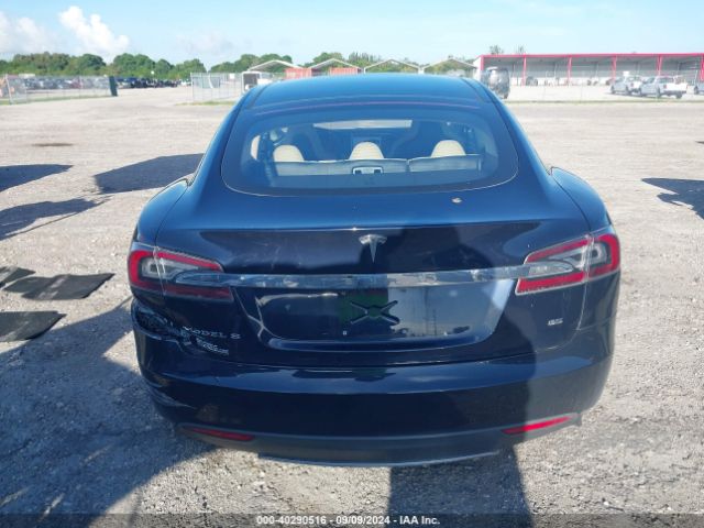 5YJSA1H17EFP52182 Tesla Model S P85