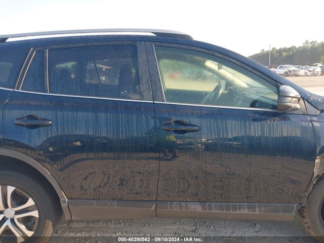 Toyota RAV4 LE 2017 JTMZFREV5HJ129758 Image 13