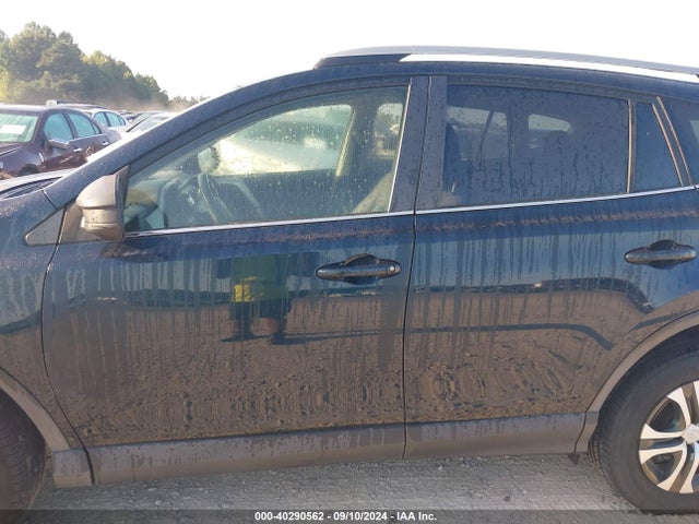 Toyota RAV4 LE 2017 JTMZFREV5HJ129758 Image 14