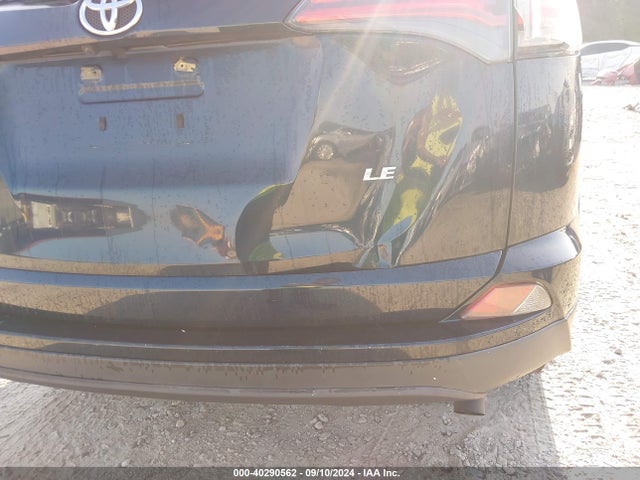 Toyota RAV4 LE 2017 JTMZFREV5HJ129758 Image 17