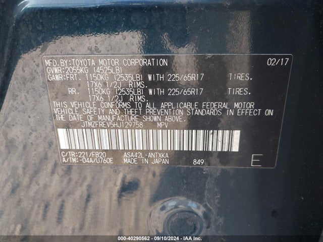 Toyota RAV4 LE 2017 JTMZFREV5HJ129758 Image 9