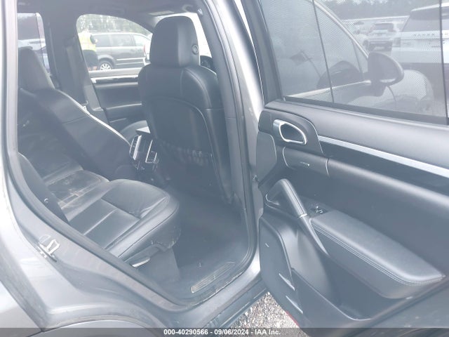 2012 PORSCHE CAYENNE WP1AB2A2XCLA49430 Photo 7