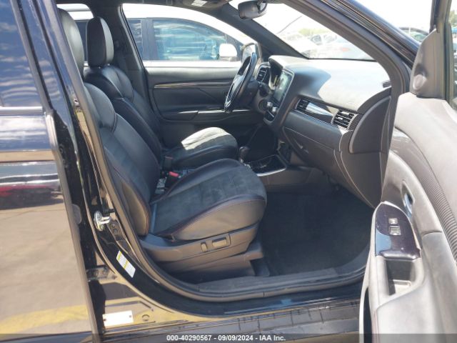 JA4AD3A33LZ029084 Mitsubishi Outlander