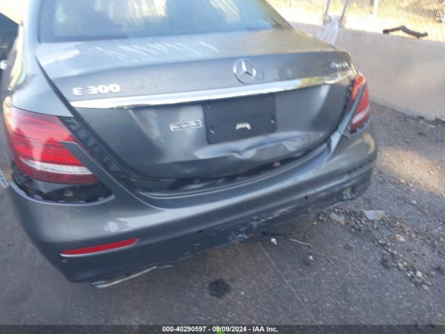 WDDZF4KB8HA260234 Mercedes-Benz E 300 4matic