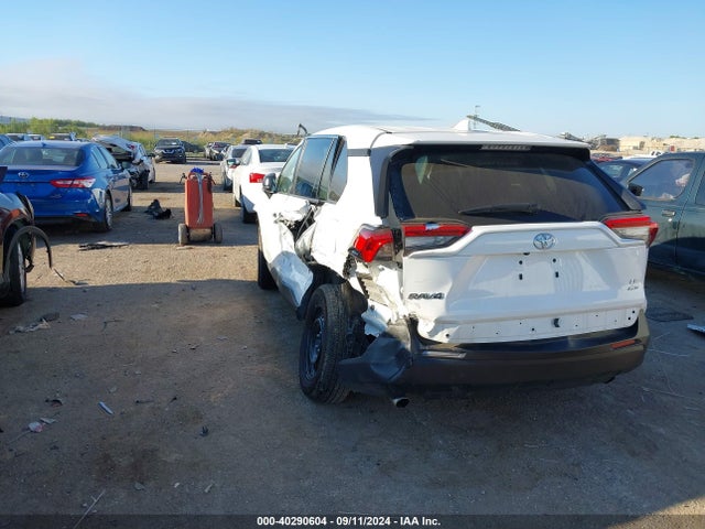 Toyota RAV4 LE 2023 2T3F1RFVXPW373924 Image 3