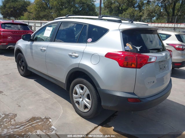Toyota RAV4 LE 2014 JTMZFREV3EJ012384 Image 3