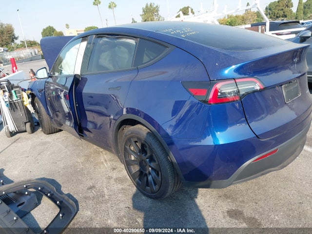 2023 TESLA MODEL Y 7SAYGDEE7PA154713 Photo 2