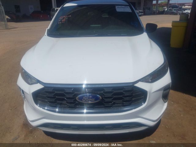 1FMCU0MZ1PUB16641 Ford Escape St-line