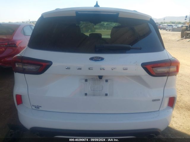 1FMCU0MZ1PUB16641 Ford Escape St-line