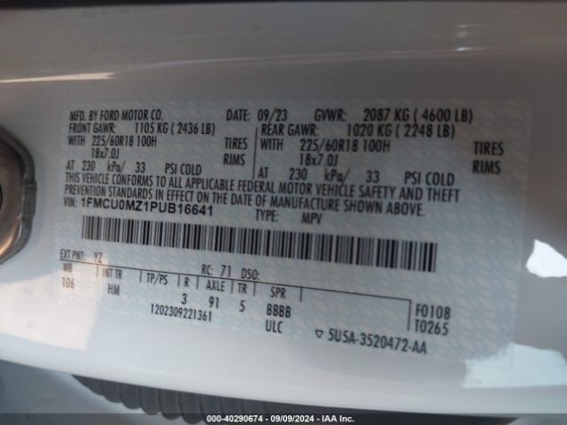 1FMCU0MZ1PUB16641 Ford Escape St-line