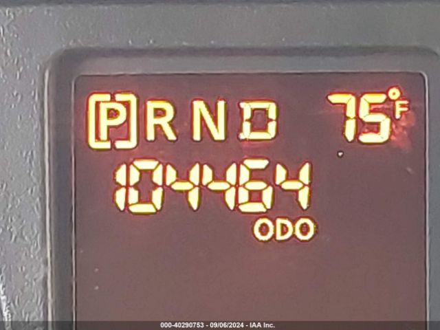 5BZAF0AA2HN852777 Nissan Nv Passenger Nv3500 Hd Sl V8