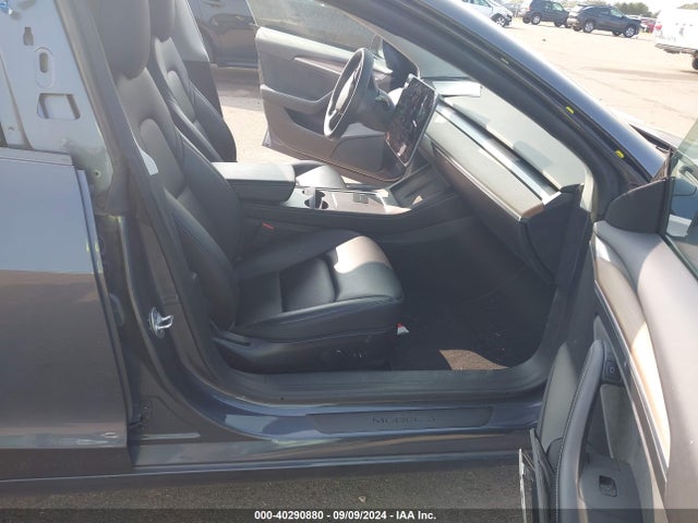 2022 TESLA MODEL 3 5YJ3E1EB5NF121033 Photo 4