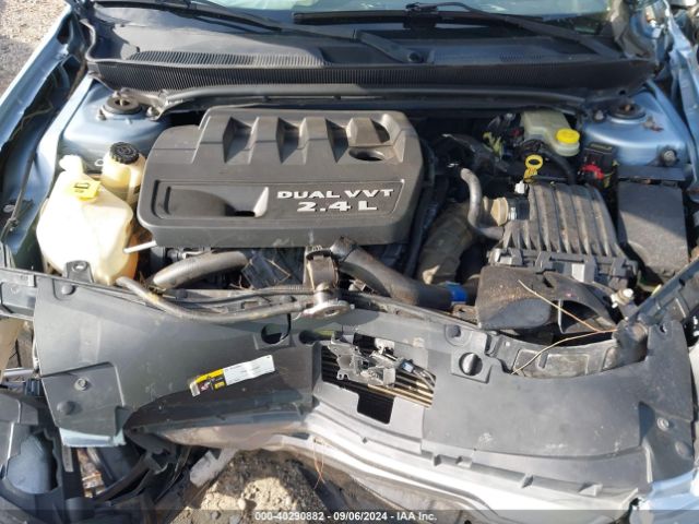 1C3CCBAB2EN211070 Chrysler 200 LX