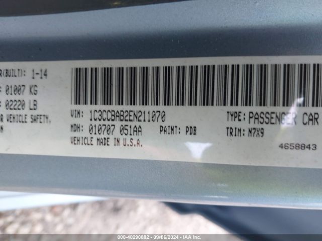 1C3CCBAB2EN211070 Chrysler 200 LX