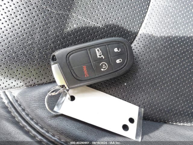 1C4PJMDX2KD133297 Jeep Cherokee Limited 4x4