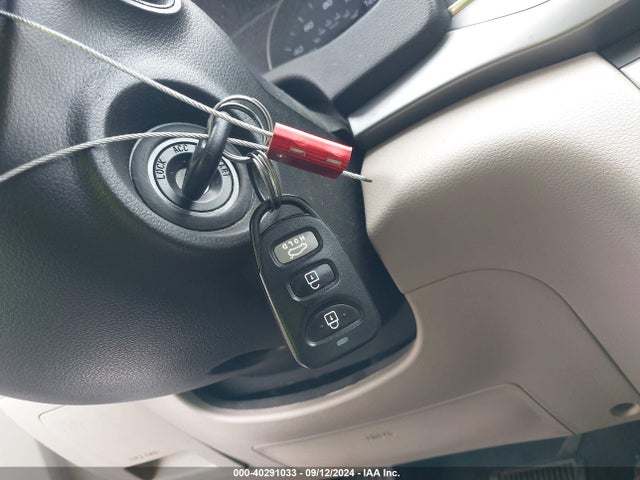 5NPD74LF9JH255397 Hyundai ELANTRA SE
