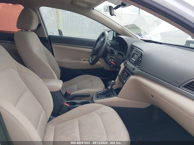 5NPD74LF9JH255397 Hyundai ELANTRA SE