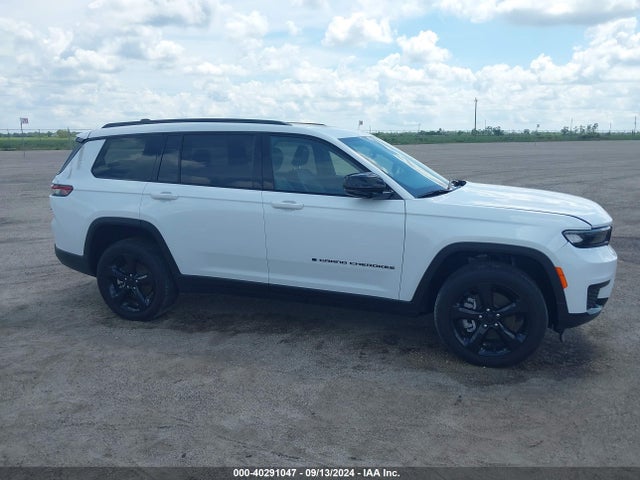 1C4RJJAG5P8902547 Jeep Grand Cherokee L Altitude 4x2