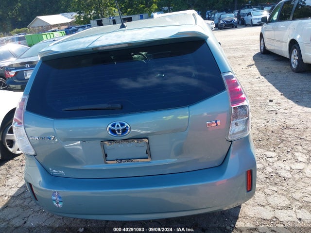 Toyota Prius V Two 2015 JTDZN3EU7FJ028323 Image 16