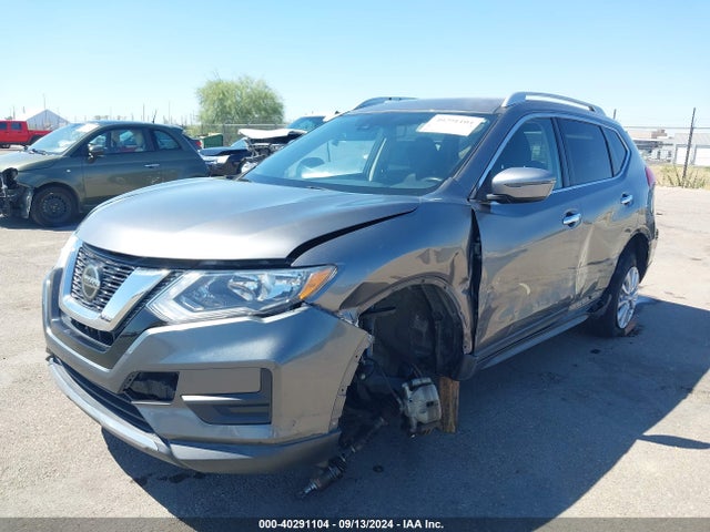 Nissan ROGUE SV 2019 KNMAT2MT3KP504080 Image 2