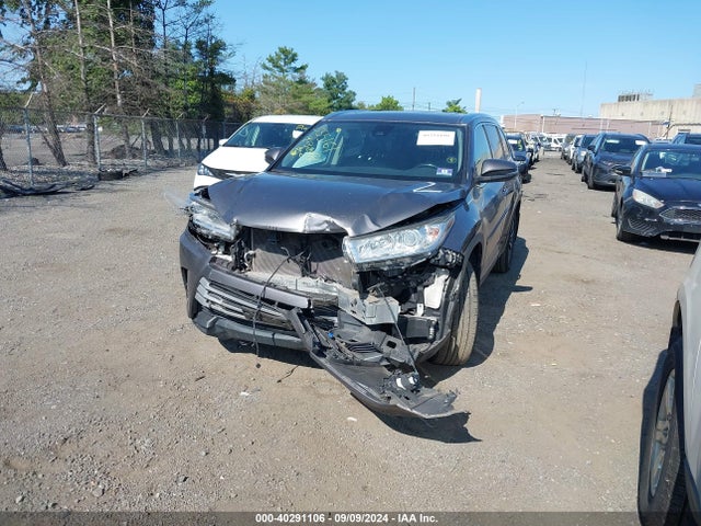 Toyota Highlander Xle 2019 5TDJZRFH7KS586742 Image 6