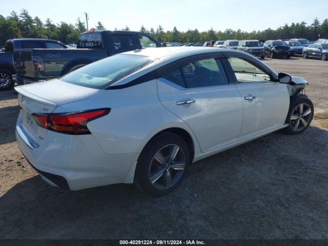 1N4BL4DW2KC130276 Nissan Altima 2.5 Sv
