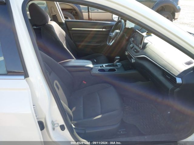1N4BL4DW2KC130276 Nissan Altima 2.5 Sv