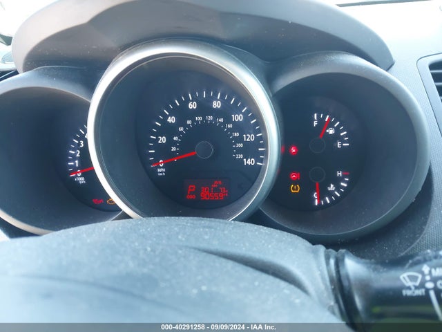 40291258 :رقم المزاد ، KNDJT2A68D7544155 vin ، 2013 Kia Soul + مزاد بيع