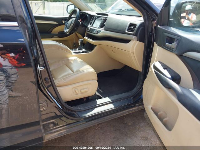 5TDJZRFH4HS375457 Toyota Highlander Xle