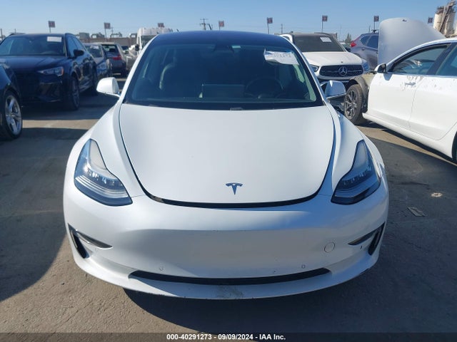 Tesla Model 3 Long Range/mid Range 2018 5YJ3E1EA6JF164684 Image 12