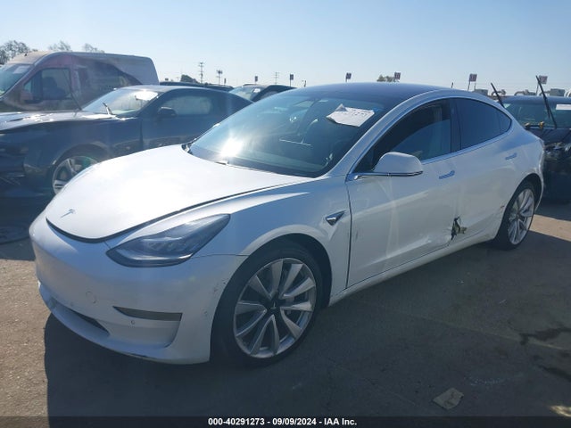 2018 TESLA MODEL 3 5YJ3E1EA6JF164684 Photo 1