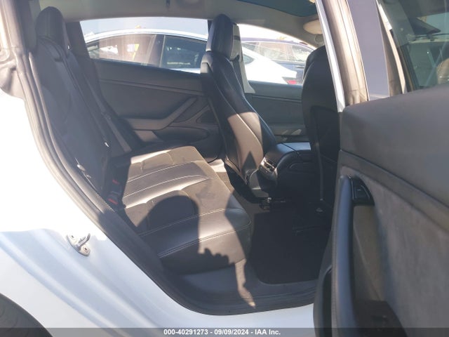 2018 TESLA MODEL 3 5YJ3E1EA6JF164684 Photo 7