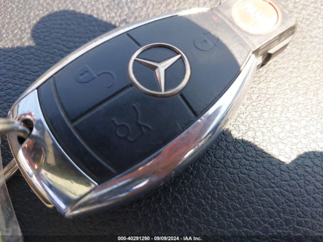 2009 MERCEDES-BENZ C 63 AMG WDDGF77XX9F327675 Photo 10